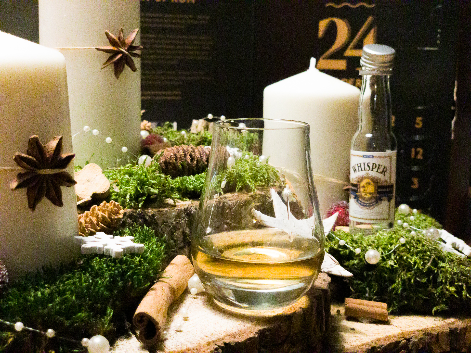 Rumový kalendář 2018 – č. 2 – Whisper Antigua Gold Rum